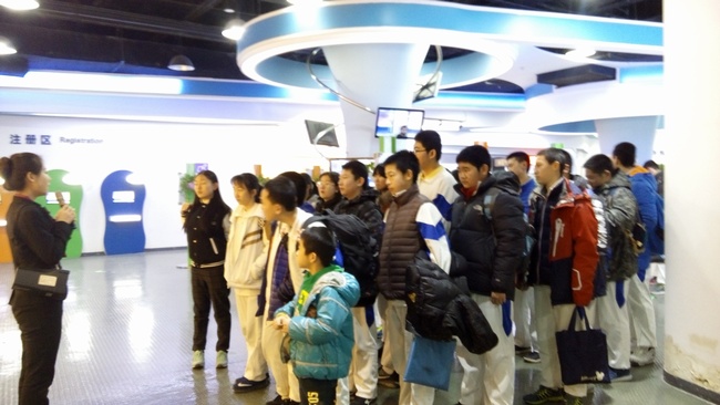 2 参观讲解.jpg