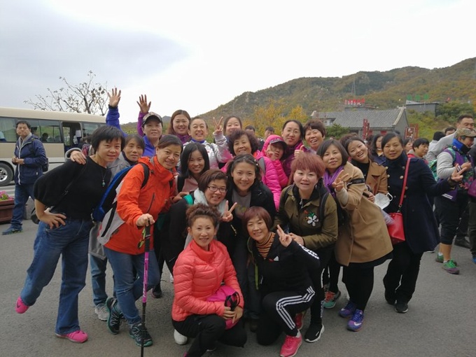 幼儿园上山 (2).jpg