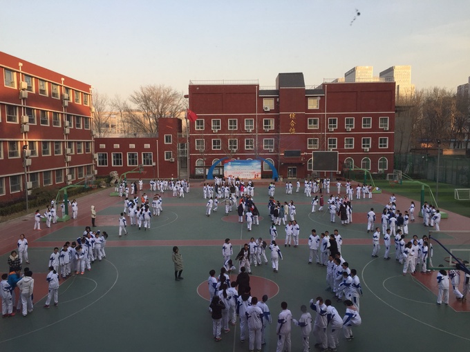 初一跳绳比赛1.jpg